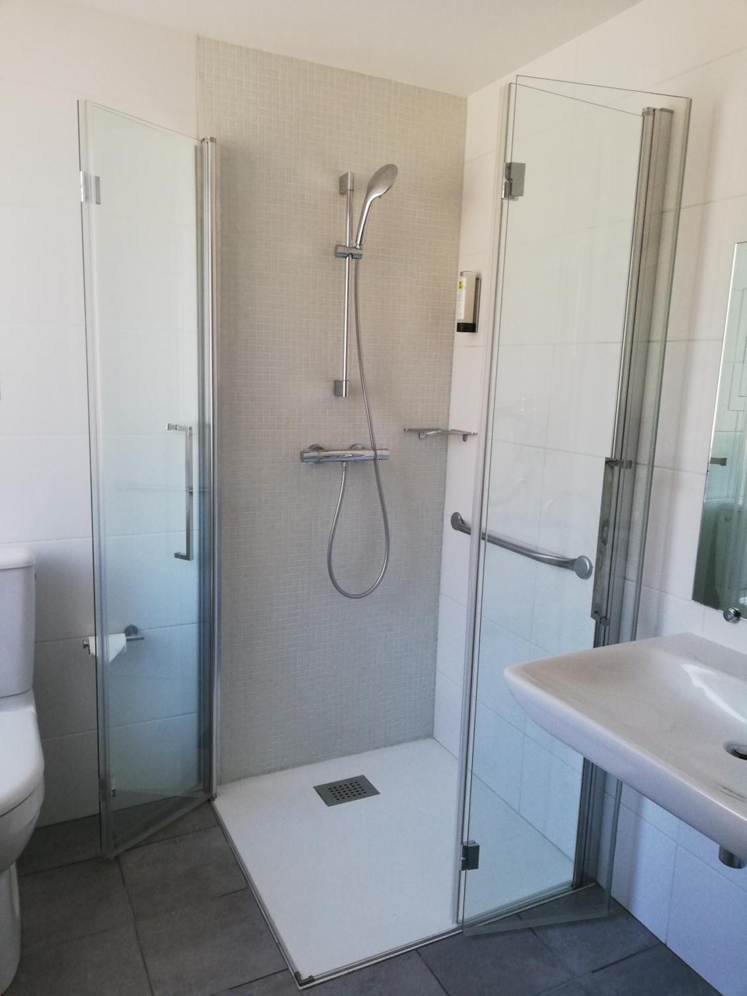 ססל Hotel Du Rhone מראה חיצוני תמונה